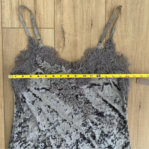 NWT Porridge x Anthropologie Tessie Grey
Velvet Lace Sequins Slip Dress S Party - Picture 8 of 16